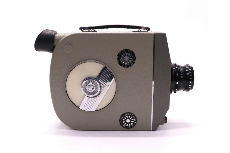 Кинокамера Красногорск Полуавтомат 16 + Вега-9 2,1/50 в упаковке