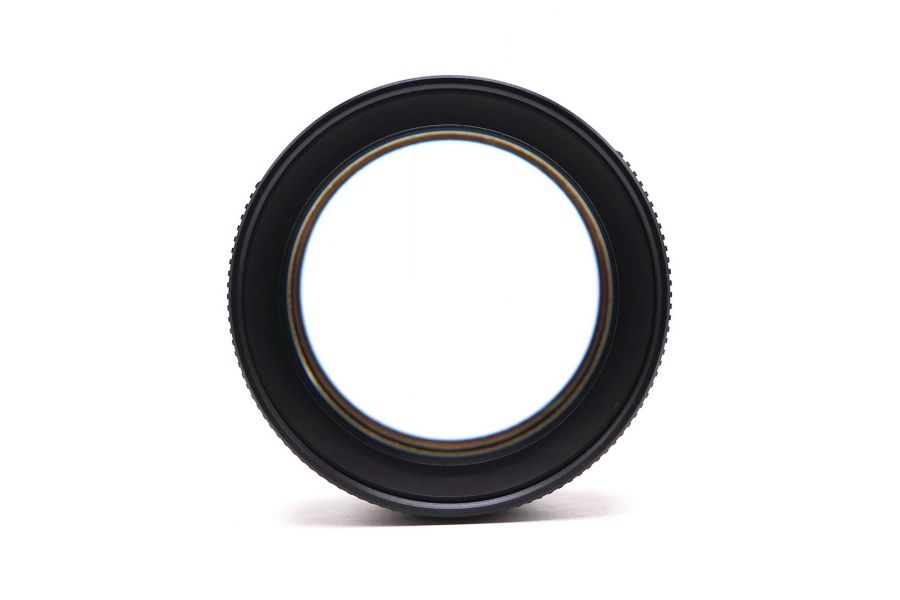 7Artisans 50mm f/0.95 для Canon EF-M в упаковке