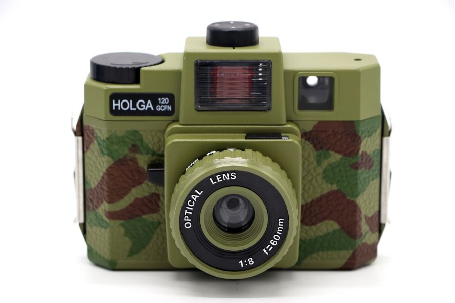 Holga 120 GCFN в упаковке