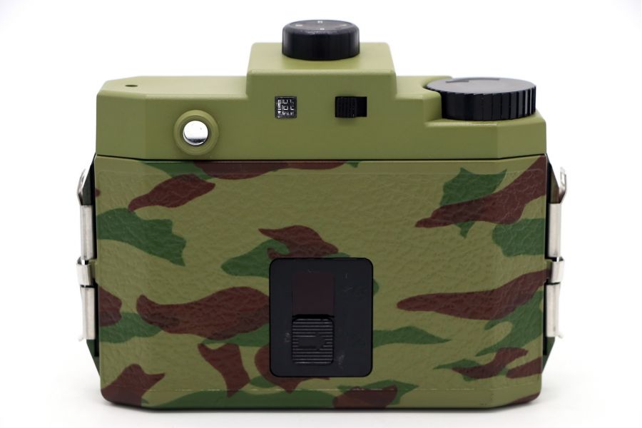 Holga 120 GCFN в упаковке