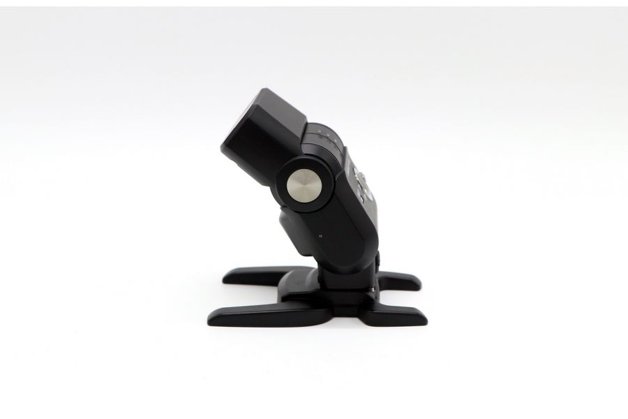 Фотовспышка Nikon Speedlight SB-300 в упаковке