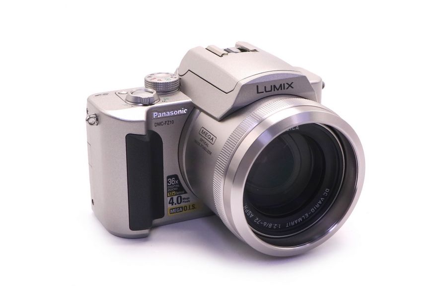 Panasonic Lumix DMC-FZ10 в упаковке