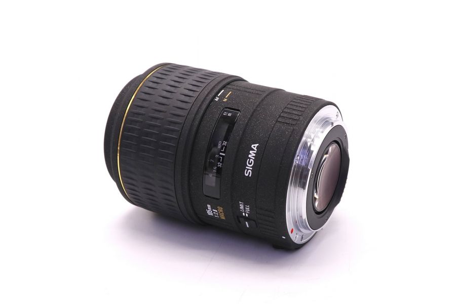 Sigma AF 105mm f/2.8D EX Macro for Canon 