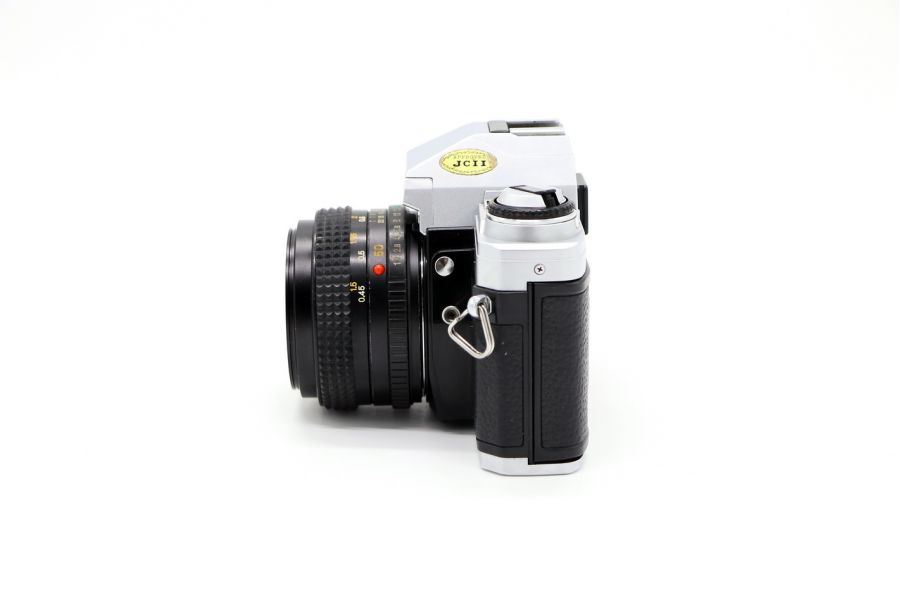 Minolta X-300 + Minolta MD 1.7/50