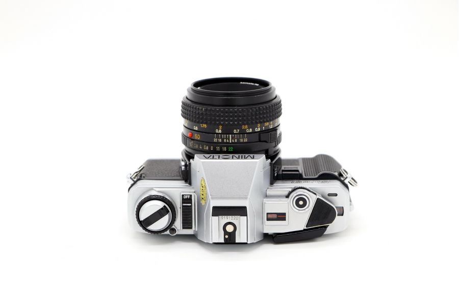 Minolta X-300 + Minolta MD 1.7/50