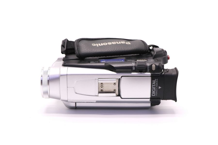 Видеокамера Panasonic NV-DS88