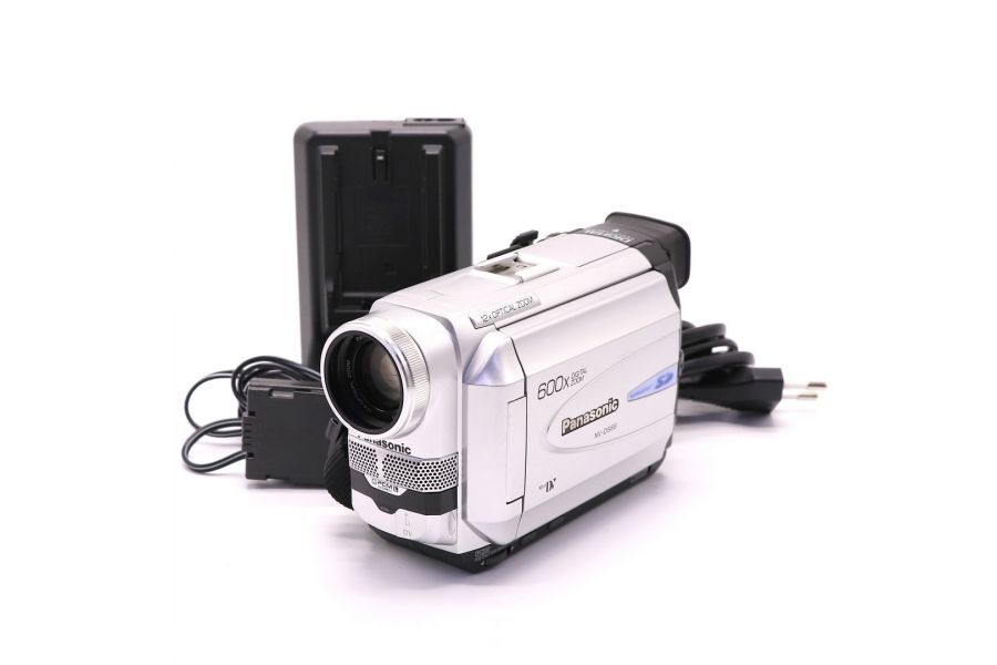 Видеокамера Panasonic NV-DS88