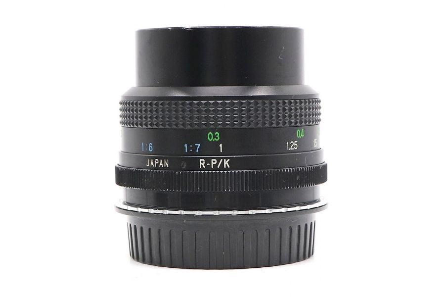 Vivitar 28mm/2 MC Close focus wide angle