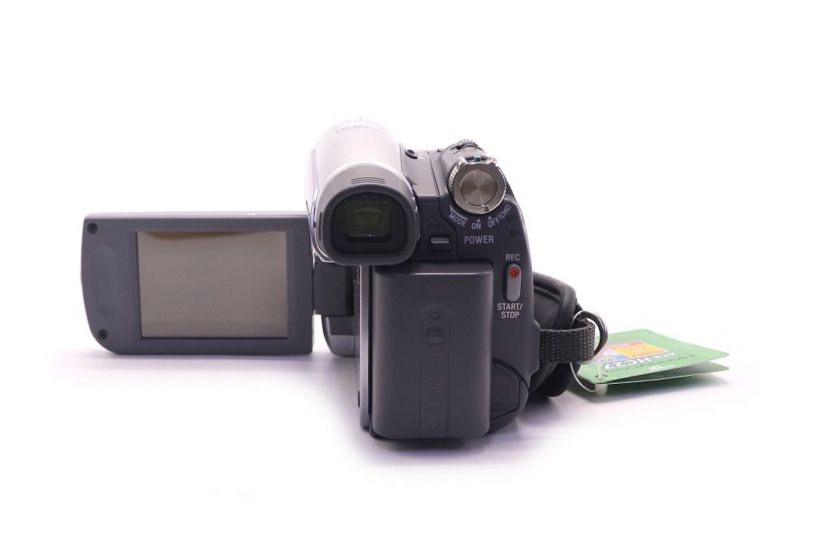 Видеокамера Sony DCR-HC27E в упаковке