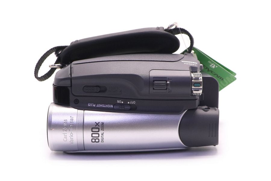 Видеокамера Sony DCR-HC27E в упаковке