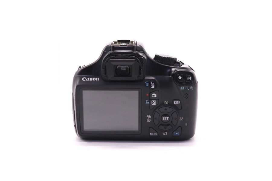 Фотокамера Canon EOS 1100D kit (пробег неизвестен)