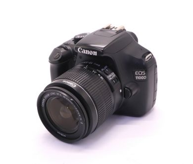 Canon EOS 1100D kit (пробег 21880 кадров)