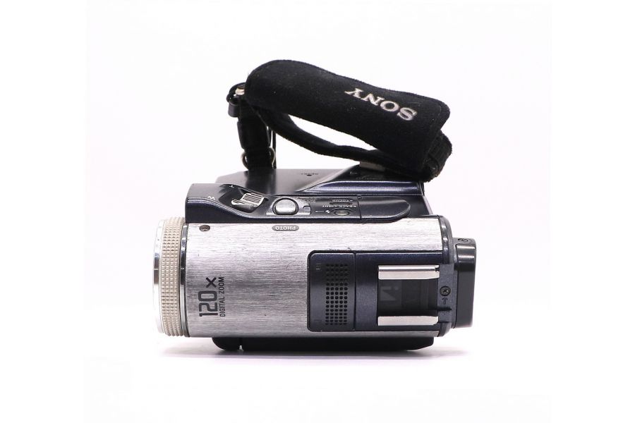 Видеокамера Sony DCR-PC350E