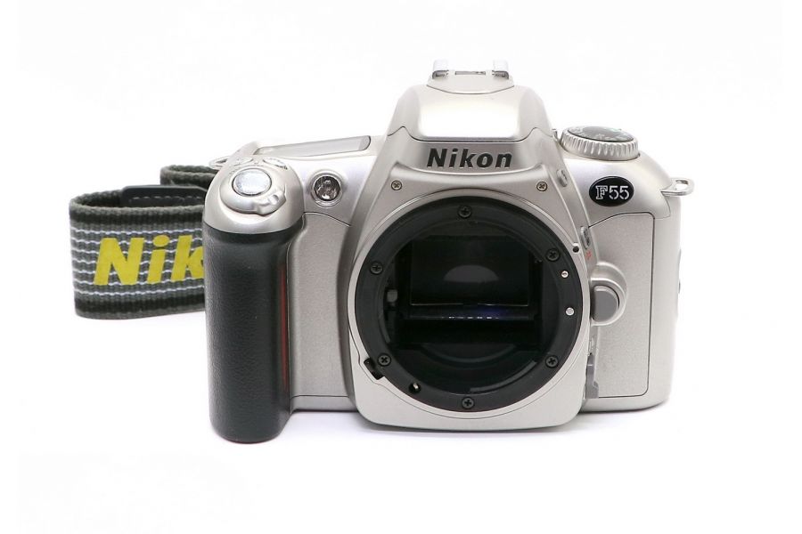 Nikon F55D body