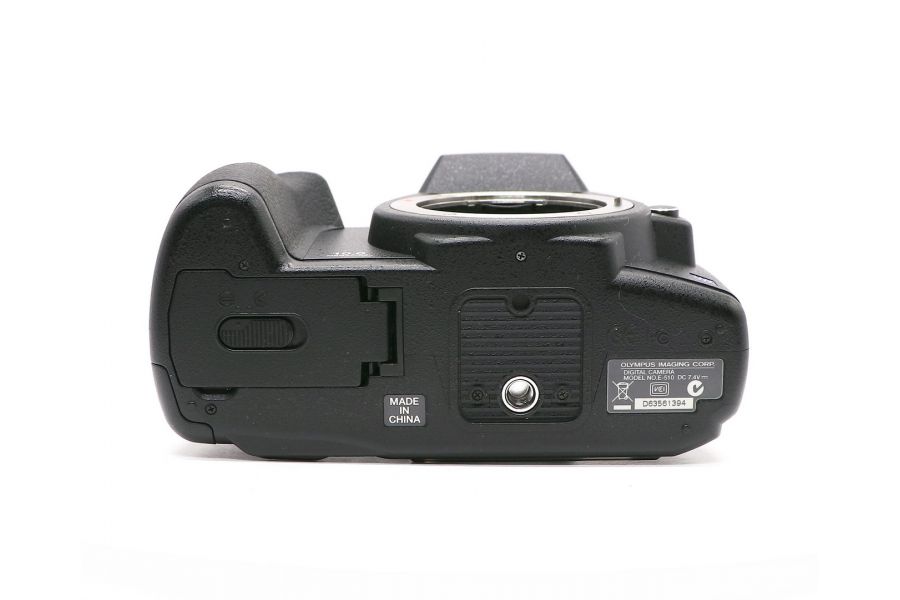Olympus E-510 body в упаковке (пробег 12960 кадров)