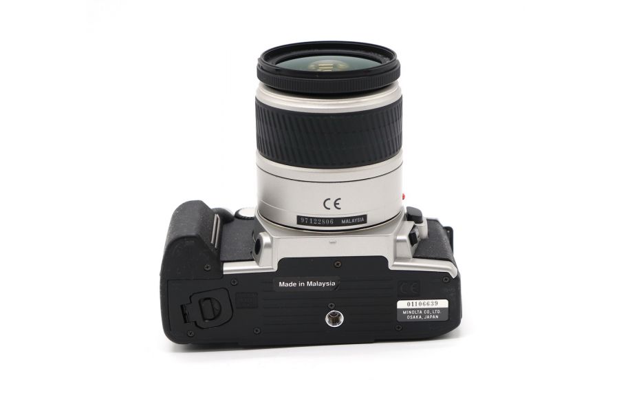 Minolta Dynax 5 kit 28-80mm плёночный фотоаппарат