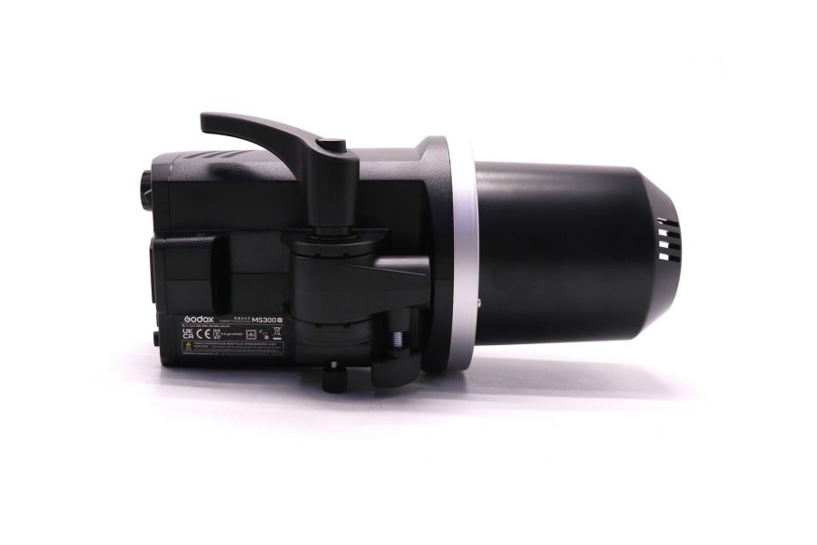 Легкая вспышка студийная Godox MS300V в упаковке 