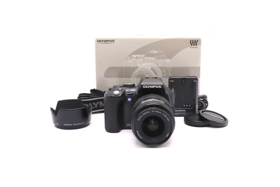Olympus E-500 kit 14-45mm f/3.5-5.6 (пробег 11500 кадров)