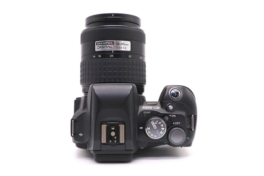 Olympus E-500 kit 14-45mm f/3.5-5.6 (пробег 11500 кадров)