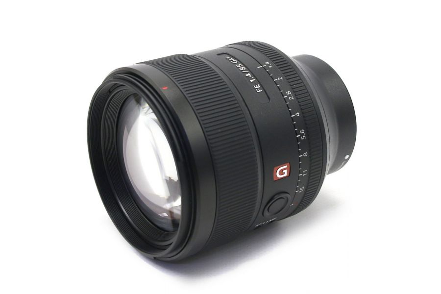 Sony FE 85mm f/1.4 GM (SEL85F14GM) в упаковке