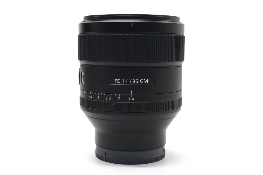 Sony FE 85mm f/1.4 GM (SEL85F14GM) в упаковке