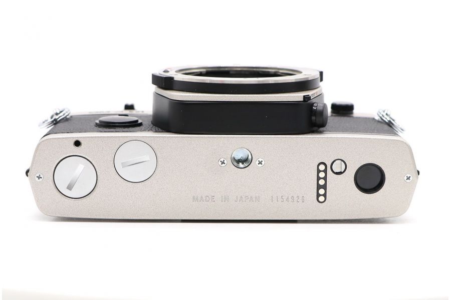 Olympus OM-4 TI box new 