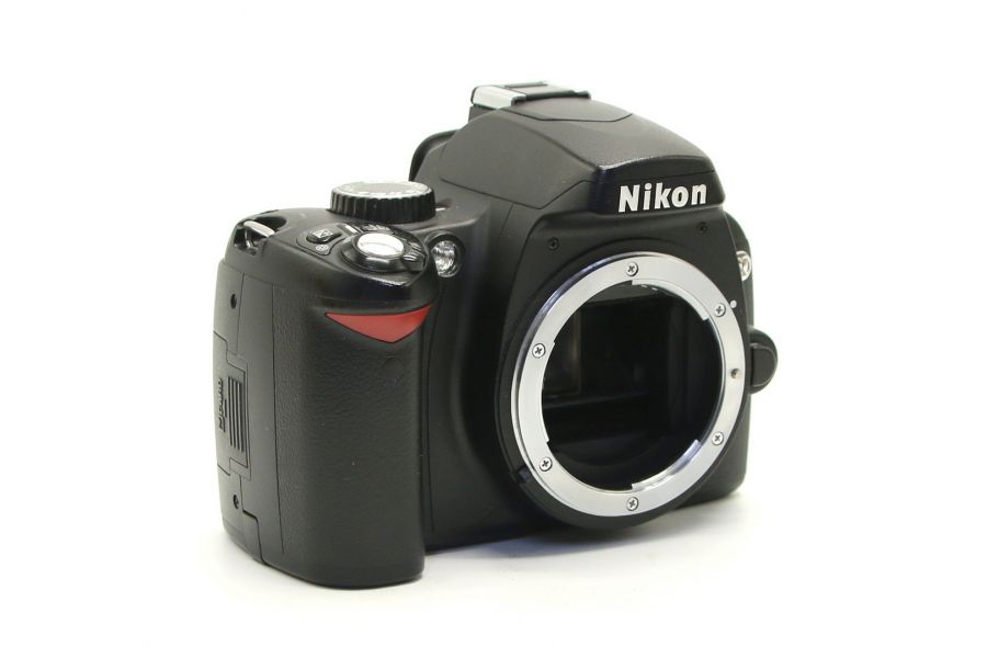 Nikon D60 body в упаковке (пробег 13350 кадров)