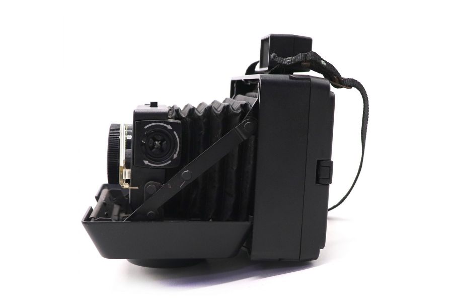 Polaroid EE100 (USA, 1977)