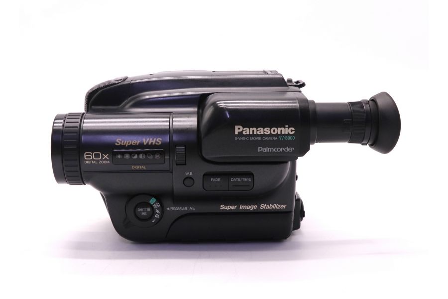 Видеокамера Panasonic NV-S900