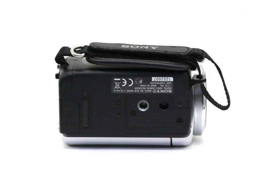 Видеокамера Sony DCR-SR48E