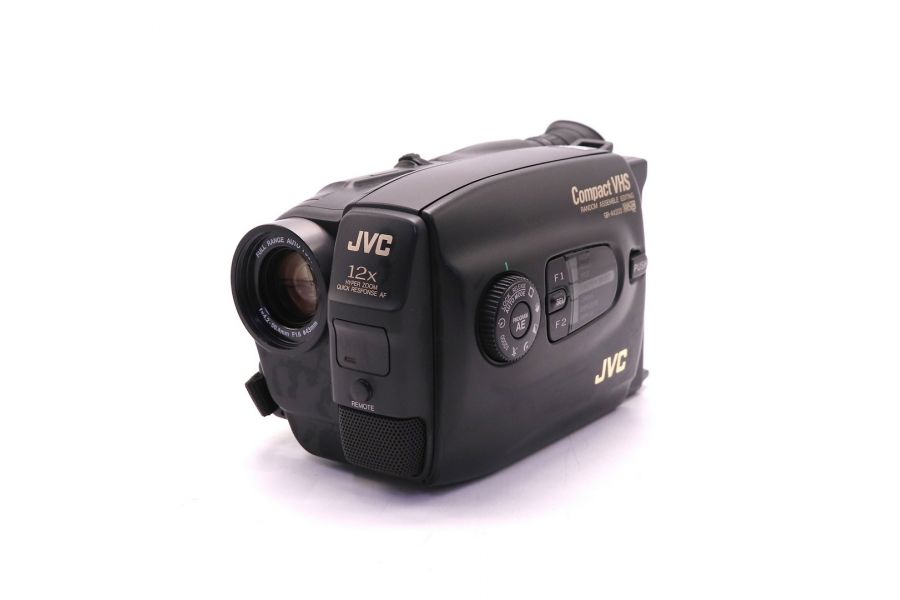 Видеокамера VHS-C JVC GR-AX200EG аналоговая