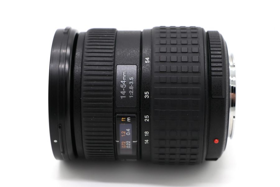 Olympus Zuiko Digital 14-54mm f/2.8-3.5 (Japan)