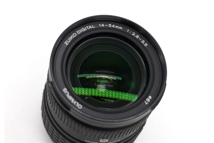Olympus Zuiko Digital 14-54mm f/2.8-3.5 (Japan)