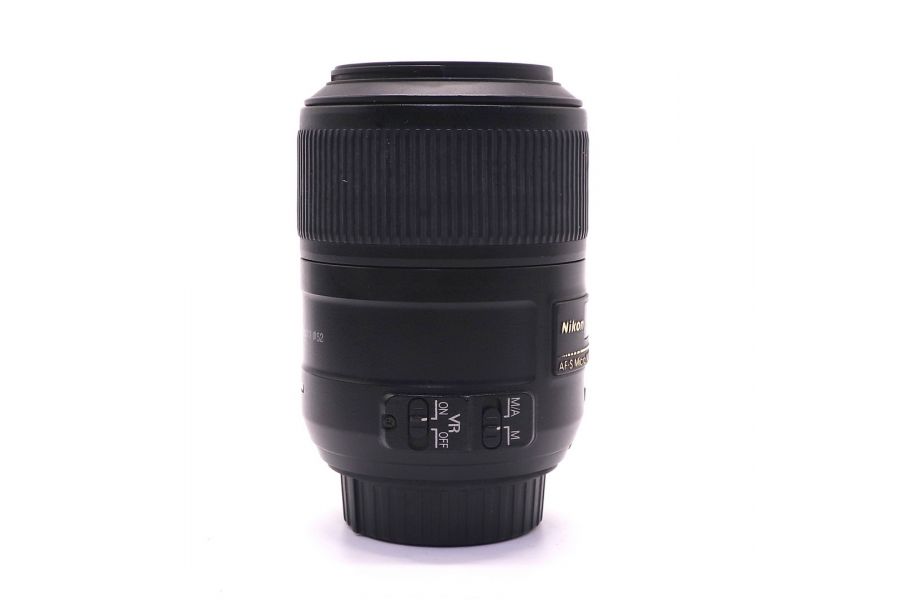 Nikon 85mm f/3.5G ED AF-S DX VR Micro Nikkor