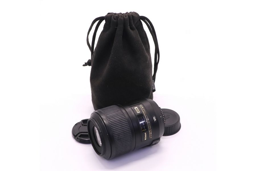 Nikon 85mm f/3.5G ED AF-S DX VR Micro Nikkor