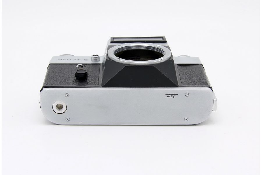 Зенит-Е body отличный 