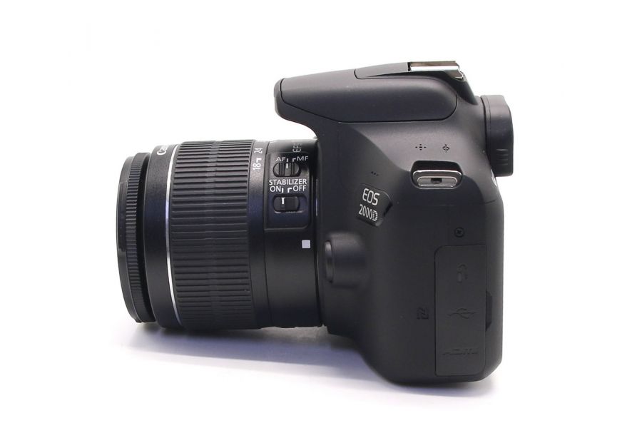Canon EOS 2000D kit в упаковке (пробег 3220 кадров)