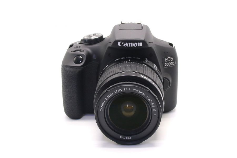Canon EOS 2000D kit в упаковке (пробег 3220 кадров)