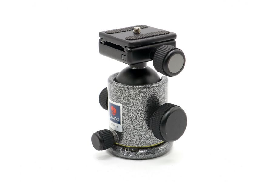 Штативная голова Benro KB-1