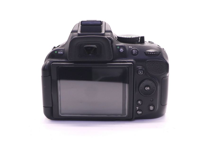 Nikon D5200 kit в упаковке (пробег 600 кадров)