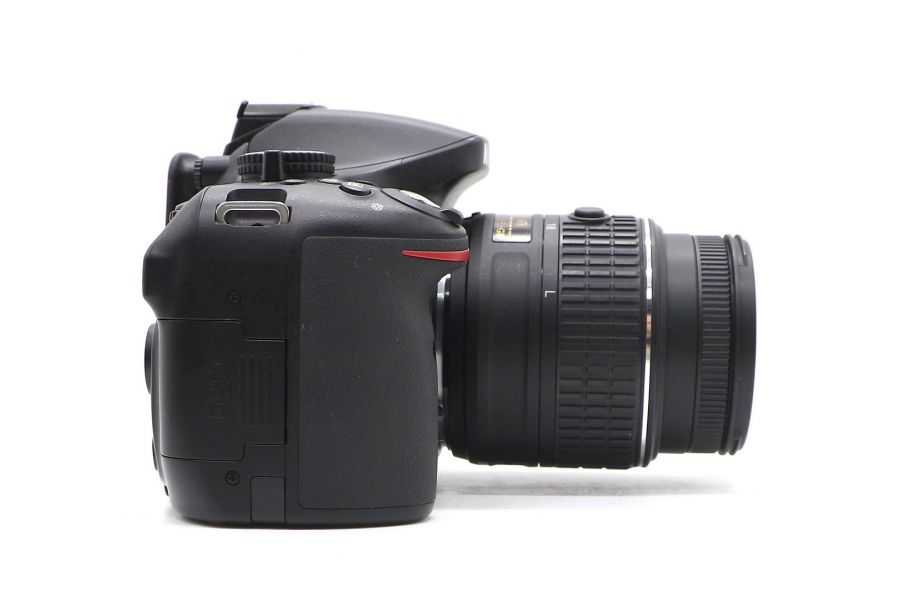 Nikon D5200 kit в упаковке (пробег 2135 кадров)