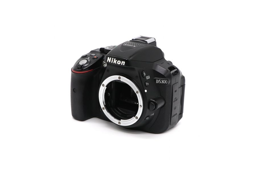 Nikon D5300 body в упаковке (пробег 91875 кадров)