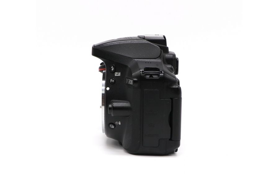 Nikon D5300 body в упаковке (пробег 91875 кадров)
