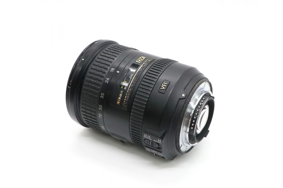 Nikon 18-200mm f/3.5-5.6G II ED AF-S VR DX Nikkor в упаковке б/у