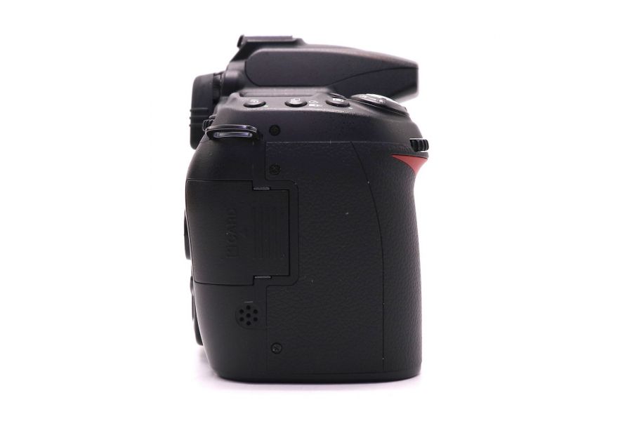 Nikon D90 body в упаковке (пробег 4500 кадров)