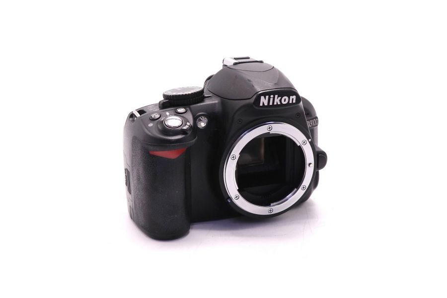 Фотокамера Nikon D3100 body (пробег 21795 кадров)