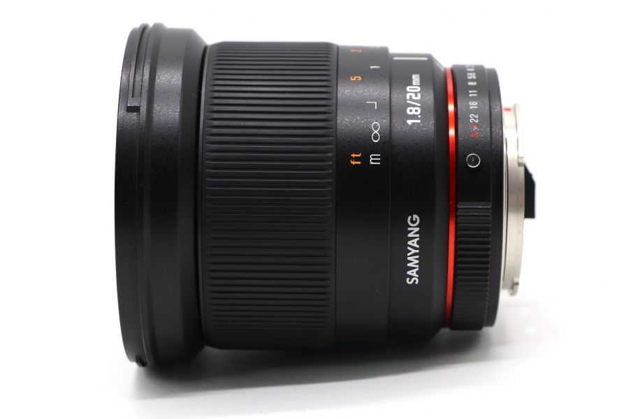 Samyang 20mm f/1.8 ED AS UMC Pentax K в упаковке