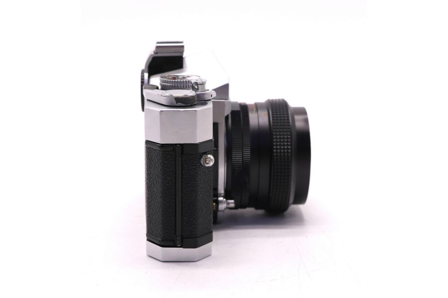 Konica Autoreflex T + Konica hexanon AR 50mm/1.4