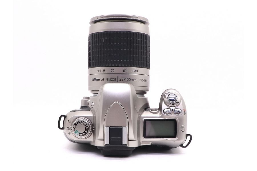 Nikon F75 kit 28-100mm