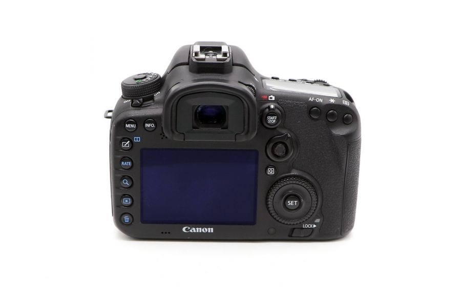 Canon EOS 7D Mark II body (пробег 201010 кадров)